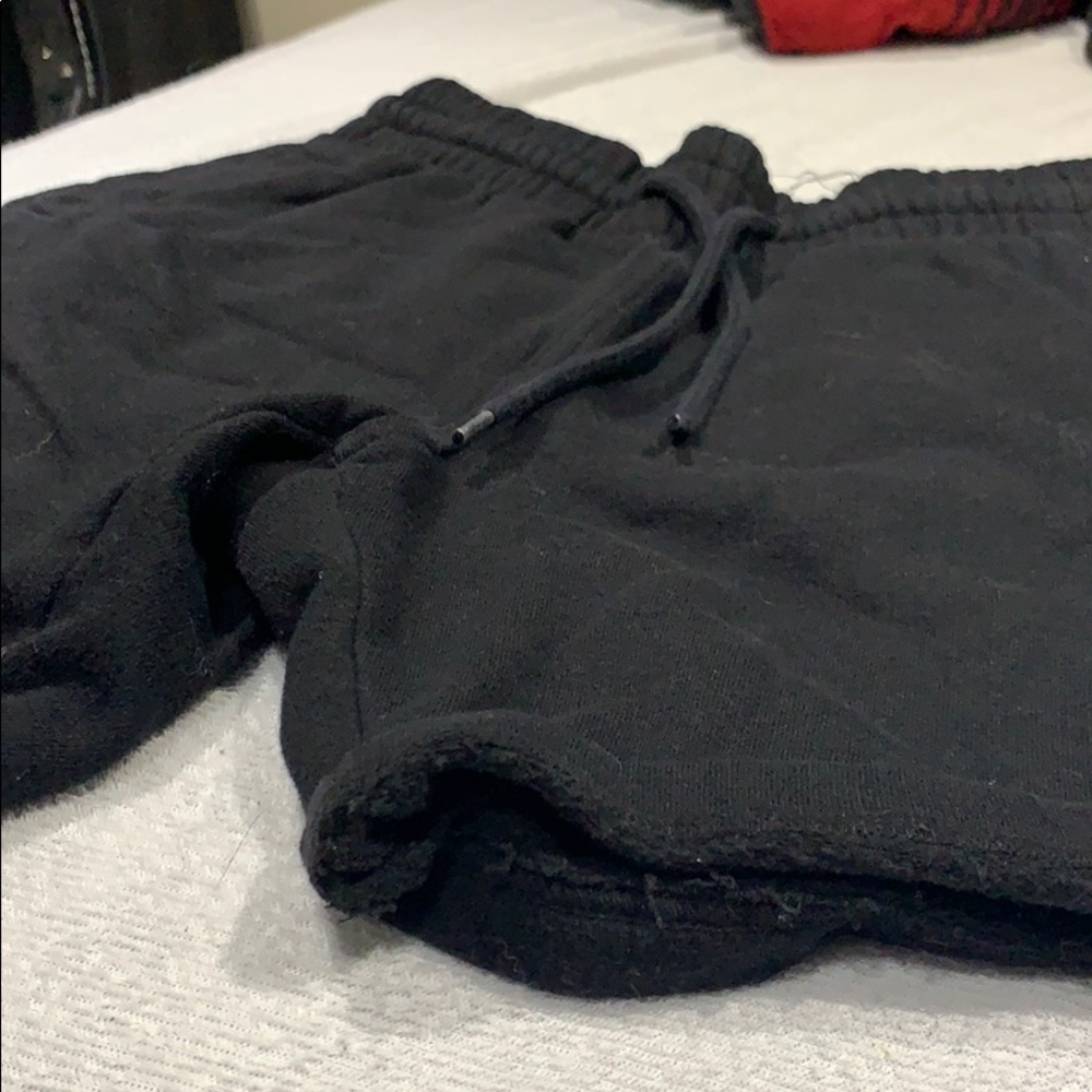 H&M shorts - Picture 2 of 3